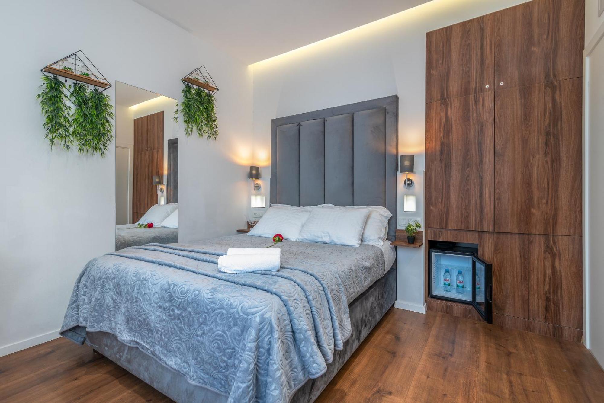 Antares Luxury Rooms 1 Spalato Esterno foto