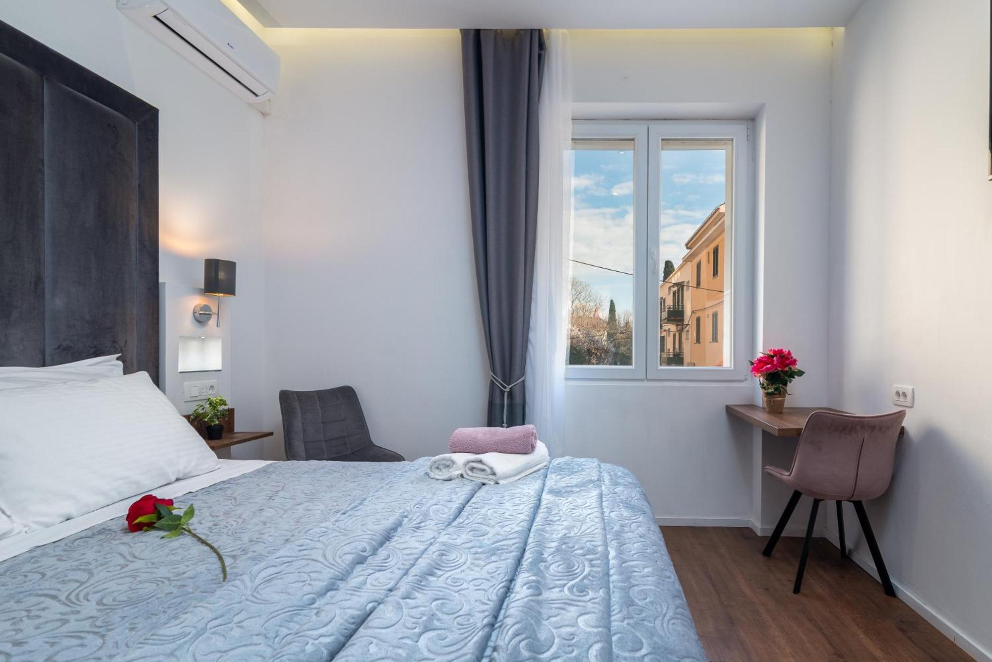 Antares Luxury Rooms 1 Spalato Esterno foto
