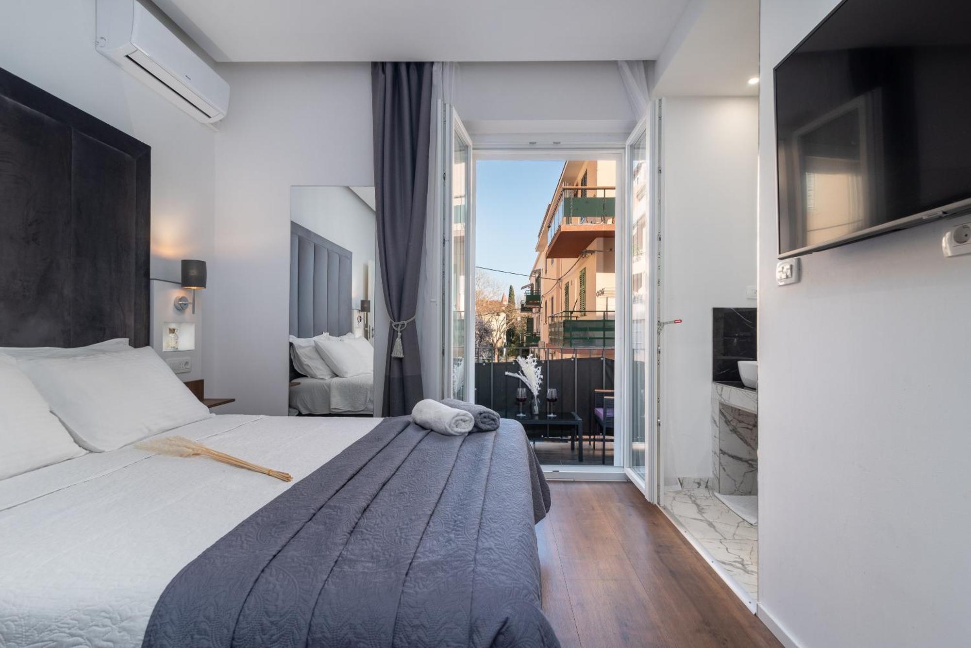Antares Luxury Rooms 1 Spalato Esterno foto