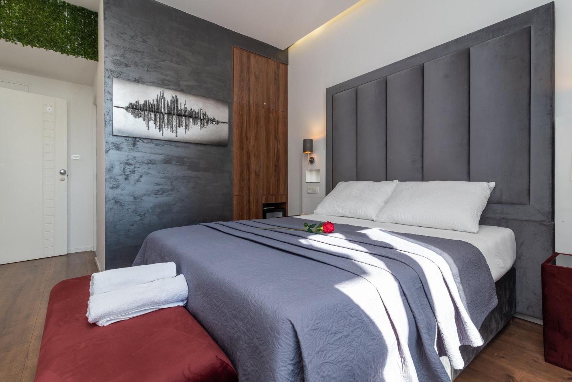 Antares Luxury Rooms 1 Spalato Esterno foto